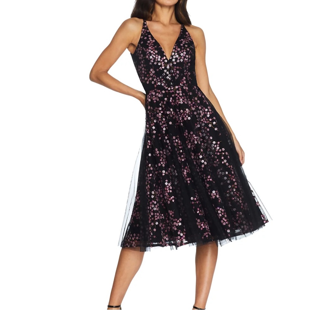 Dress The Population Courtney Cocktail Dress Size XS Sequin Floral  Women V Neck